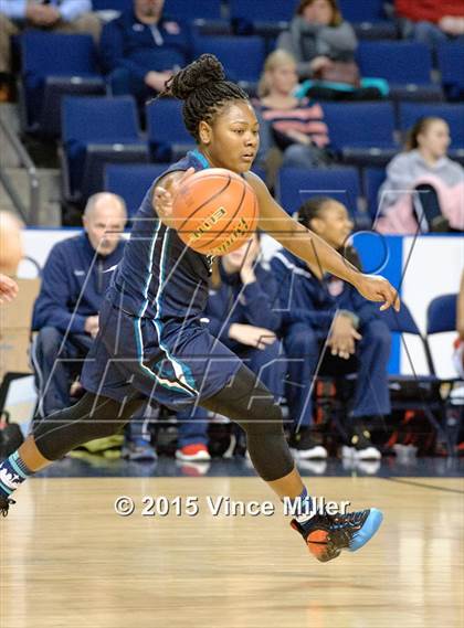 Thumbnail 2 in Juanita vs. Auburn Riverside photogallery.