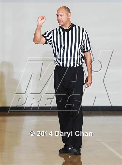 Thumbnail 1 in Cajon vs Renaissance Academy (Rose City Roundball Classic) photogallery.