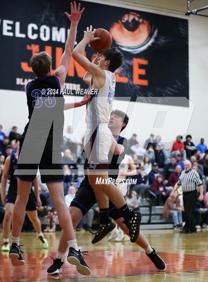 Thumbnail 3 in Warrior Run vs Loyalsock Township (PIAA District IV 3A Semifinal) photogallery.