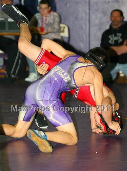 Thumbnail 3 in Gray/Fitzgerald Holiday Tournament @ Sayville photogallery.