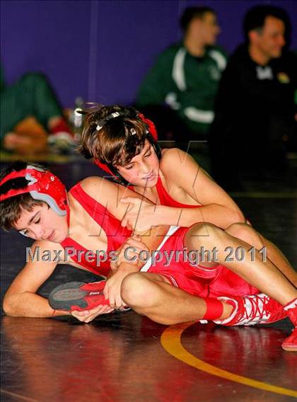 Thumbnail 3 in Gray/Fitzgerald Holiday Tournament @ Sayville photogallery.