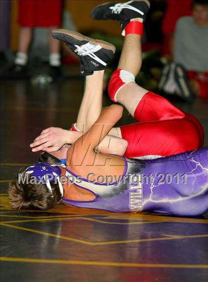 Thumbnail 3 in Gray/Fitzgerald Holiday Tournament @ Sayville photogallery.