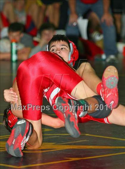Thumbnail 1 in Gray/Fitzgerald Holiday Tournament @ Sayville photogallery.