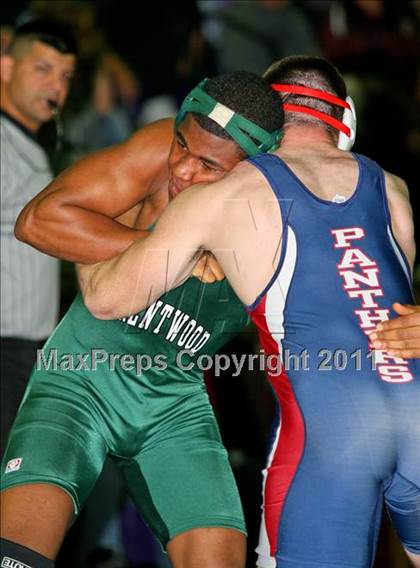 Thumbnail 2 in Gray/Fitzgerald Holiday Tournament @ Sayville photogallery.