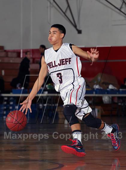 Thumbnail 2 in Bellarmine-Jefferson vs Palm Springs (MaxPreps Holiday Classic) photogallery.
