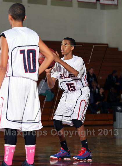 Thumbnail 2 in Bellarmine-Jefferson vs Palm Springs (MaxPreps Holiday Classic) photogallery.
