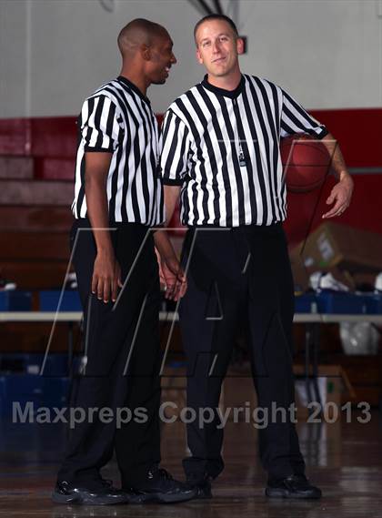 Thumbnail 1 in Bellarmine-Jefferson vs Palm Springs (MaxPreps Holiday Classic) photogallery.
