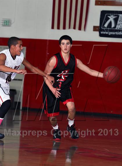 Thumbnail 3 in Bellarmine-Jefferson vs Palm Springs (MaxPreps Holiday Classic) photogallery.