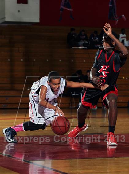 Thumbnail 1 in Bellarmine-Jefferson vs Palm Springs (MaxPreps Holiday Classic) photogallery.