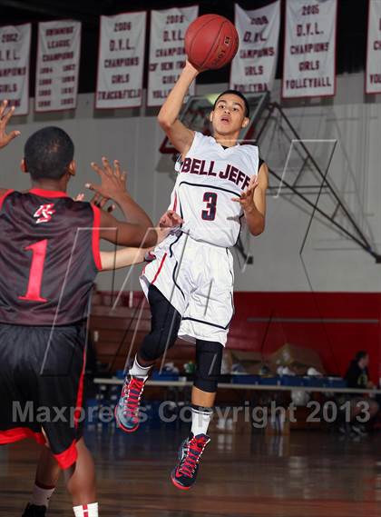 Thumbnail 2 in Bellarmine-Jefferson vs Palm Springs (MaxPreps Holiday Classic) photogallery.