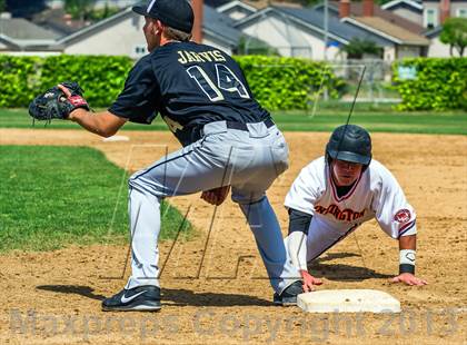 Thumbnail 1 in El Dorado @ Huntington Beach photogallery.