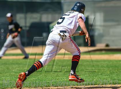 Thumbnail 2 in El Dorado @ Huntington Beach photogallery.
