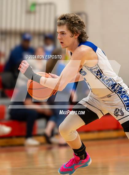 Thumbnail 3 in Chapel Field Christian vs. Smithtown Christian (NYSPHSAA Class D Regional Semifinal) photogallery.