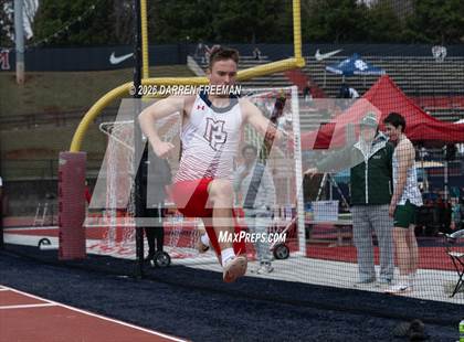 Thumbnail 3 in Milton Showcase Invitational photogallery.