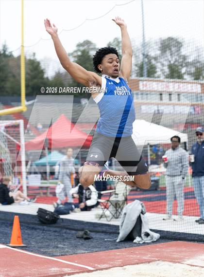 Thumbnail 1 in Milton Showcase Invitational photogallery.