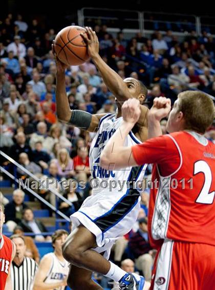 Thumbnail 1 in Lexington Catholic vs. Dixie Heights (KHSAA Sweet 16) photogallery.