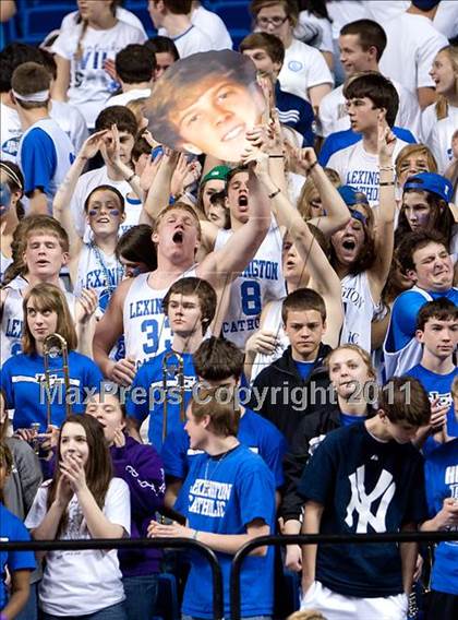 Thumbnail 1 in Lexington Catholic vs. Dixie Heights (KHSAA Sweet 16) photogallery.