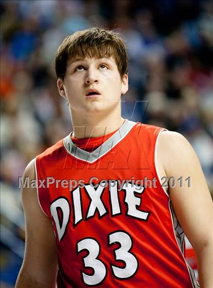 Thumbnail 2 in Lexington Catholic vs. Dixie Heights (KHSAA Sweet 16) photogallery.