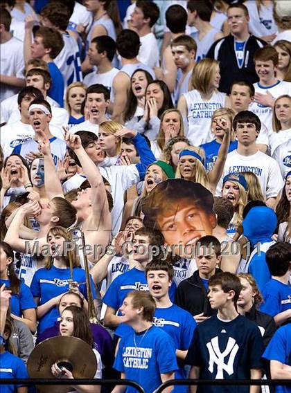 Thumbnail 3 in Lexington Catholic vs. Dixie Heights (KHSAA Sweet 16) photogallery.