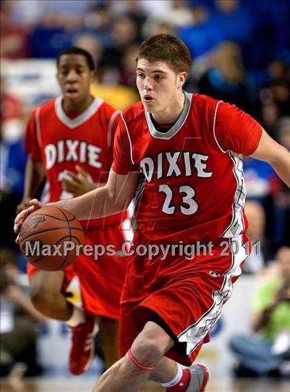 Thumbnail 2 in Lexington Catholic vs. Dixie Heights (KHSAA Sweet 16) photogallery.