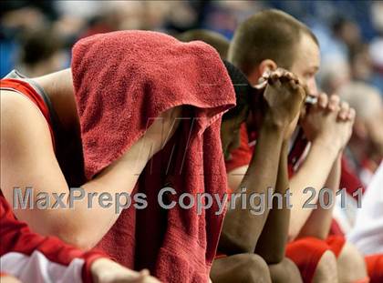 Thumbnail 1 in Lexington Catholic vs. Dixie Heights (KHSAA Sweet 16) photogallery.