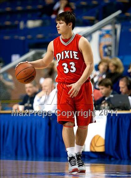 Thumbnail 2 in Lexington Catholic vs. Dixie Heights (KHSAA Sweet 16) photogallery.