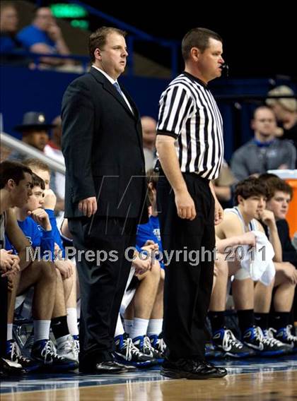 Thumbnail 1 in Lexington Catholic vs. Dixie Heights (KHSAA Sweet 16) photogallery.
