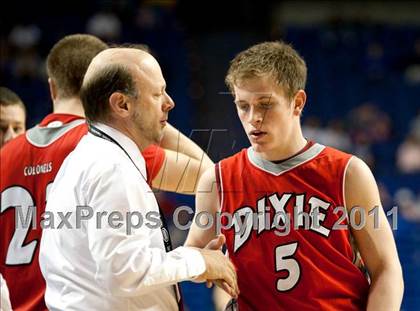 Thumbnail 3 in Lexington Catholic vs. Dixie Heights (KHSAA Sweet 16) photogallery.