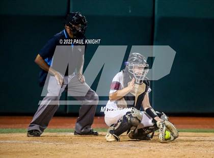 Thumbnail 2 in Crawford vs. Lovelady (UIL 2A State Championship game) photogallery.