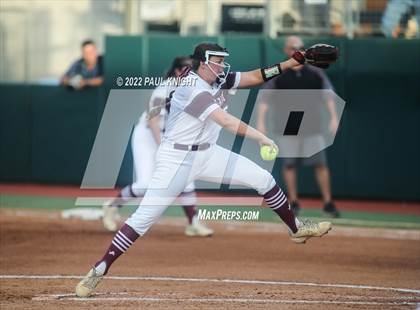 Thumbnail 3 in Crawford vs. Lovelady (UIL 2A State Championship game) photogallery.