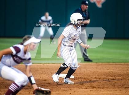 Thumbnail 3 in Crawford vs. Lovelady (UIL 2A State Championship game) photogallery.