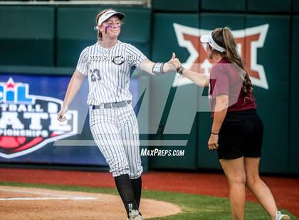 Thumbnail 1 in Crawford vs. Lovelady (UIL 2A State Championship game) photogallery.