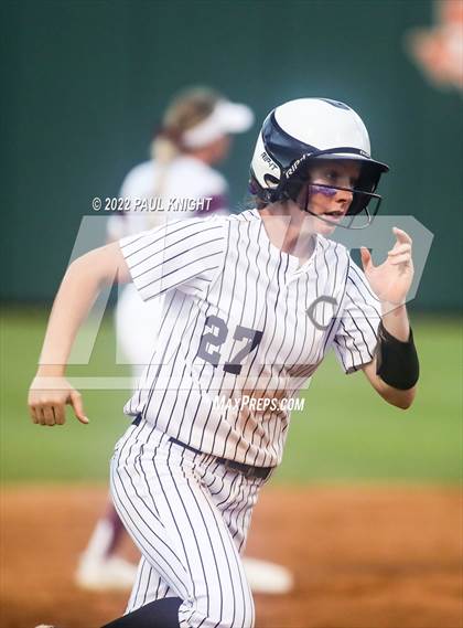 Thumbnail 2 in Crawford vs. Lovelady (UIL 2A State Championship game) photogallery.