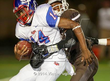 Thumbnail 1 in Serra @ Crespi photogallery.