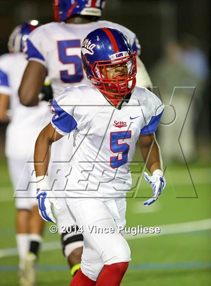 Thumbnail 2 in Serra @ Crespi photogallery.