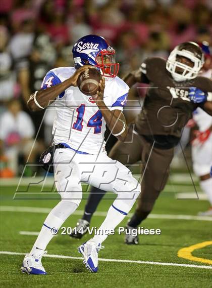 Thumbnail 3 in Serra @ Crespi photogallery.