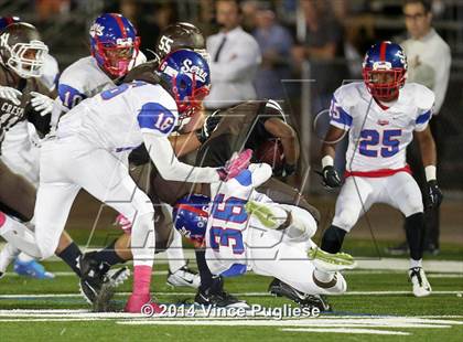 Thumbnail 2 in Serra @ Crespi photogallery.