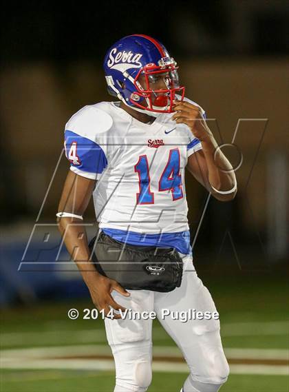 Thumbnail 3 in Serra @ Crespi photogallery.