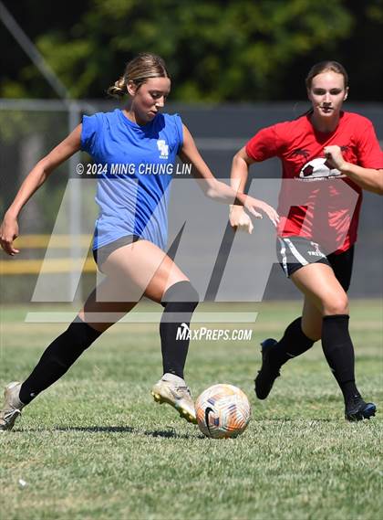 Thumbnail 1 in Santa Margarita vs. San Clemente (Summer League) photogallery.