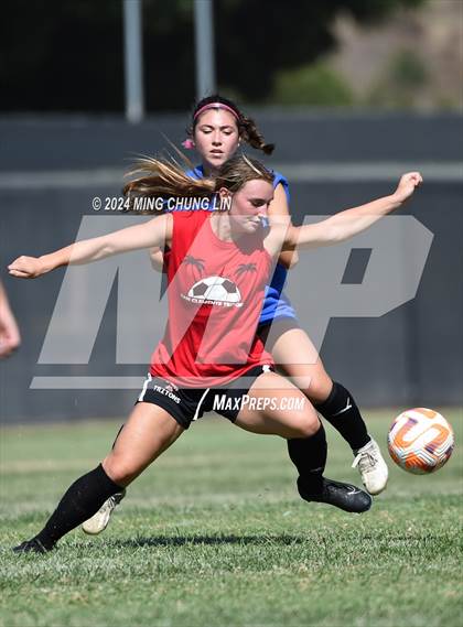 Thumbnail 2 in Santa Margarita vs. San Clemente (Summer League) photogallery.