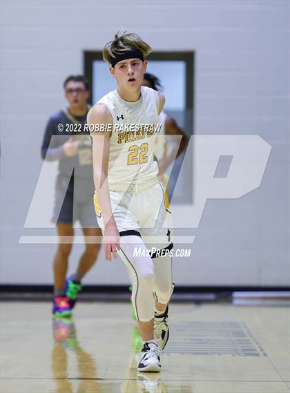 Thumbnail 3 in Kaufman @ Crandall photogallery.
