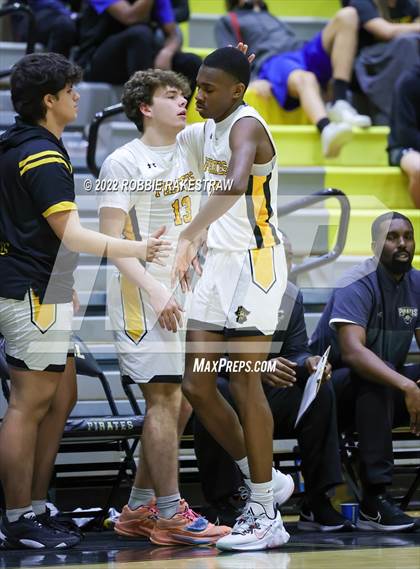 Thumbnail 3 in Kaufman @ Crandall photogallery.