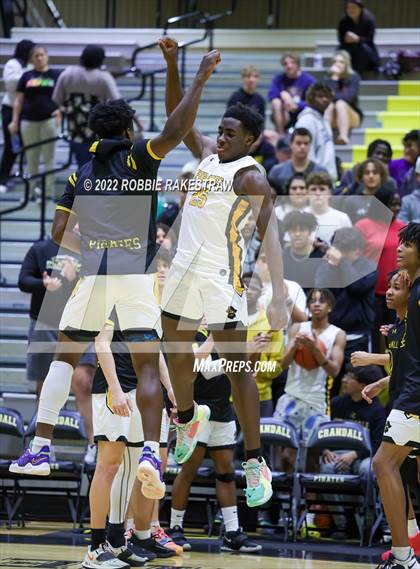 Thumbnail 1 in Kaufman @ Crandall photogallery.