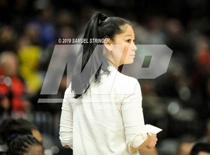 Thumbnail 2 in Pinewood vs. Sierra Canyon (CIF State Open Division Final) photogallery.