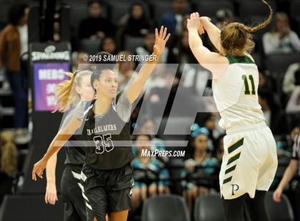 Thumbnail 1 in Pinewood vs. Sierra Canyon (CIF State Open Division Final) photogallery.