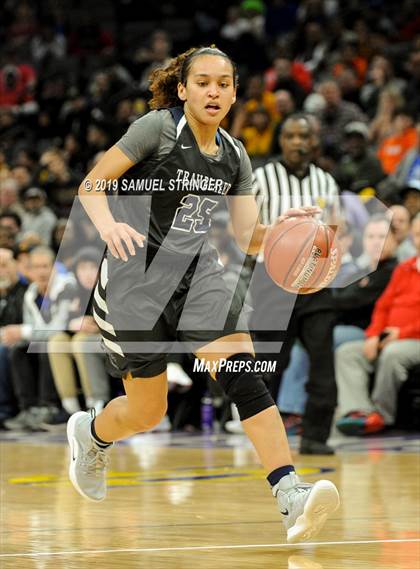 Thumbnail 3 in Pinewood vs. Sierra Canyon (CIF State Open Division Final) photogallery.