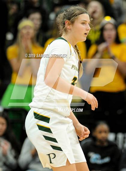 Thumbnail 1 in Pinewood vs. Sierra Canyon (CIF State Open Division Final) photogallery.