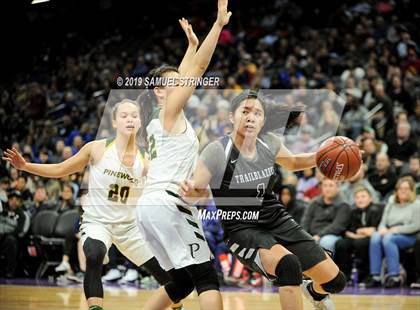 Thumbnail 2 in Pinewood vs. Sierra Canyon (CIF State Open Division Final) photogallery.