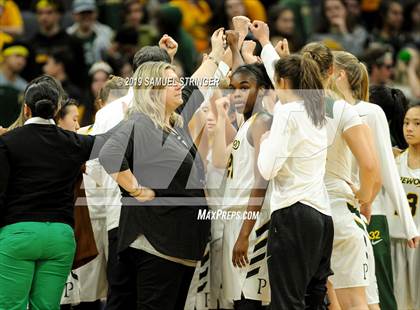 Thumbnail 1 in Pinewood vs. Sierra Canyon (CIF State Open Division Final) photogallery.
