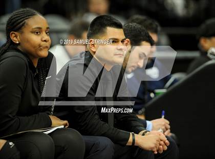 Thumbnail 2 in Pinewood vs. Sierra Canyon (CIF State Open Division Final) photogallery.